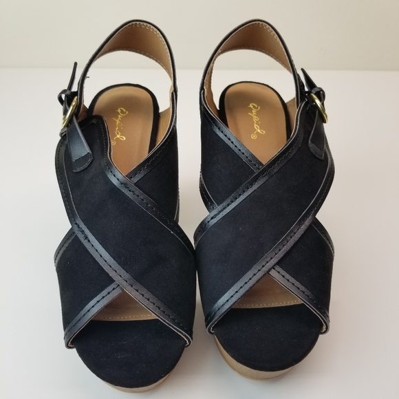 Womens Sz 8 Heels Sandals Black X-Band Buckle - Picture 5 of 5